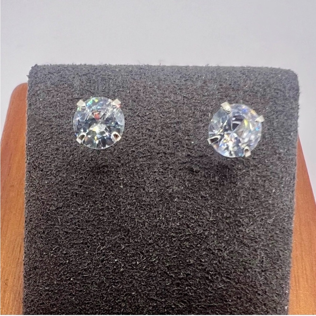 Moissanite Round Stud Earrings - Women Jewelry